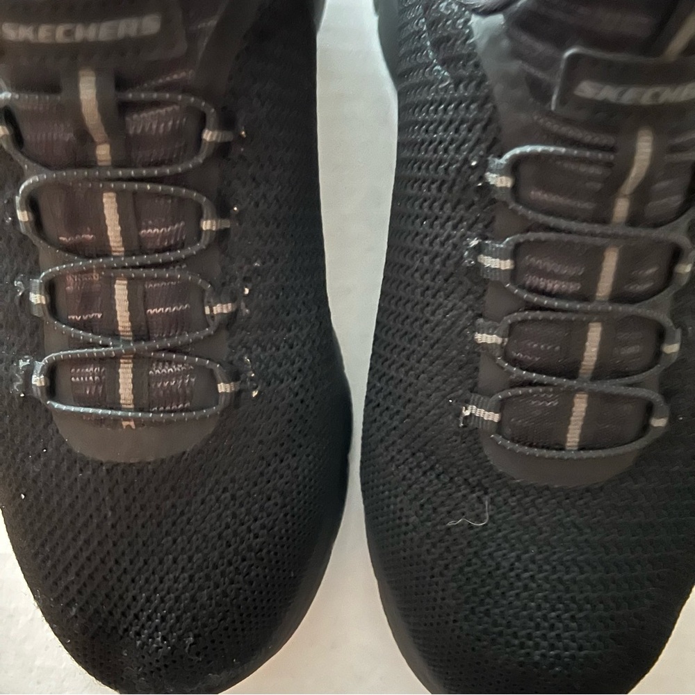 Skechers Black Mesh womens  Sneakers